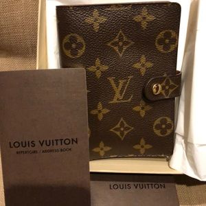 Louis Vuitton repertoire/address book new in box